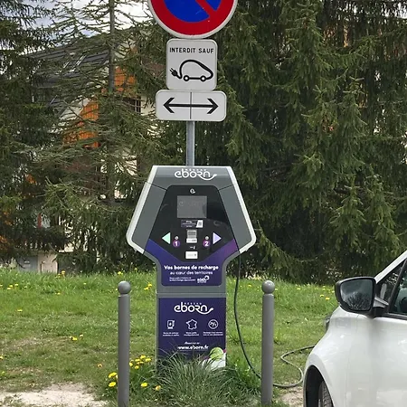 4 Couchages A St Jean-montclar Ete/hiver Apartamento